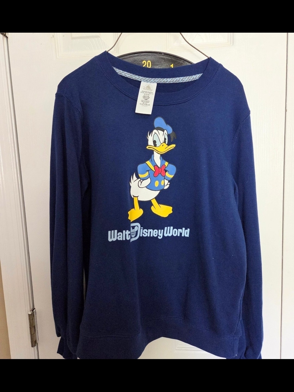 EUC Authentic Disney Parks Donald Duck blue sweatshirt size medium